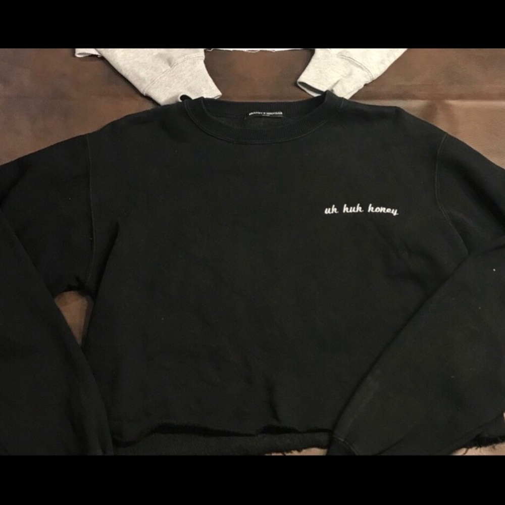 Brandy Melville sweatshirt